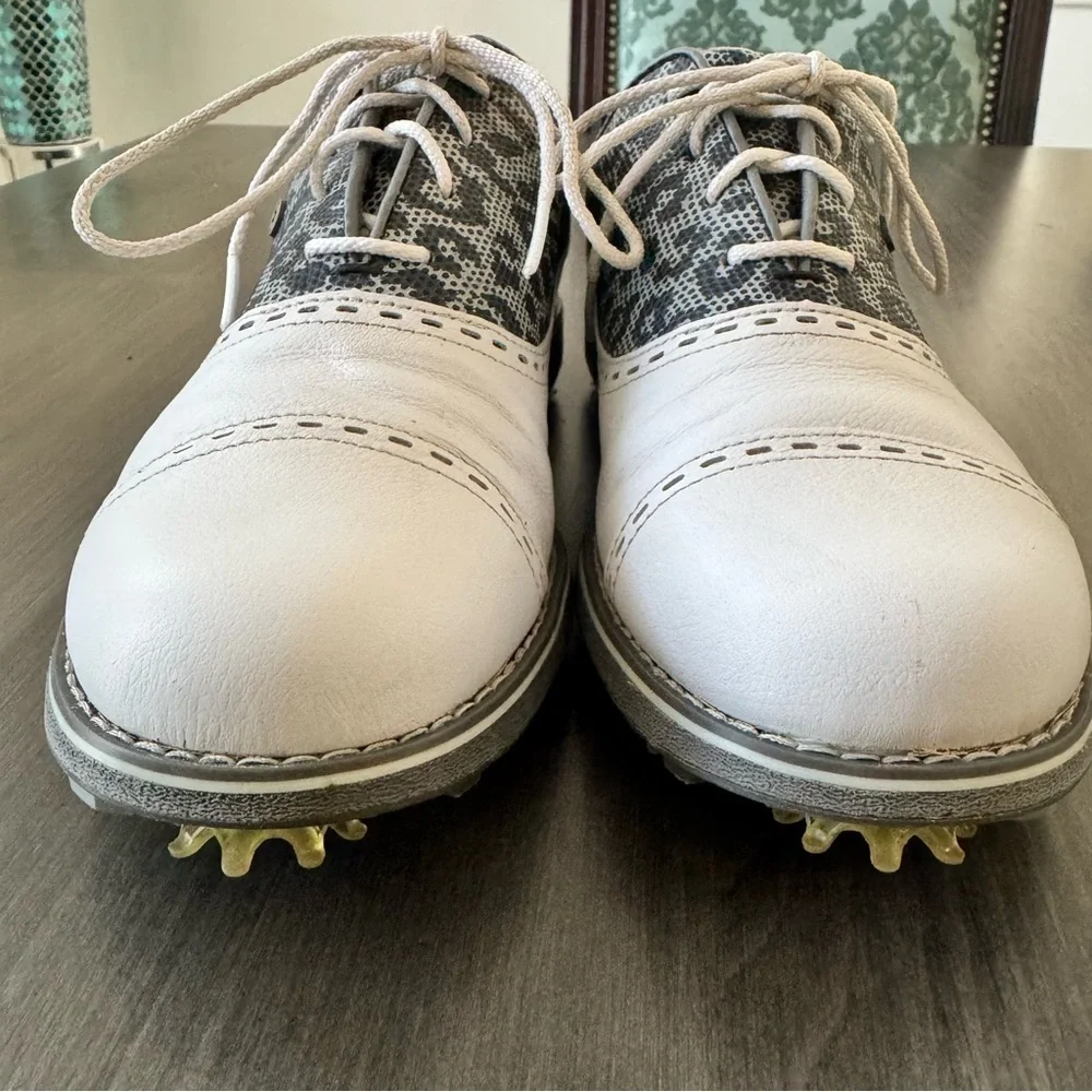 FootJoy Cap Toe Women golf shoes white gray animal print size 7.5 M
